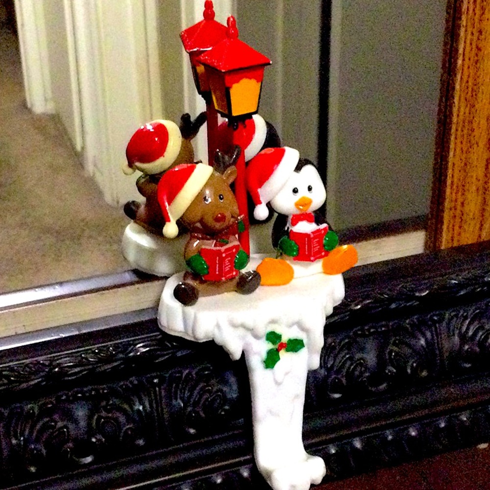 Vintage Animal Christmas Carolers Sitting by Lamp Post Stocking Hanger